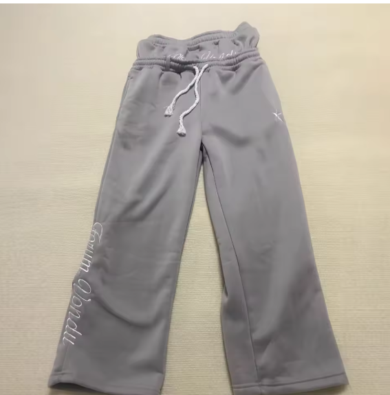 Pantalones deportivos holgados de cintura doble