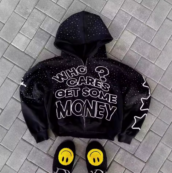 Abrigo a la moda con capucha