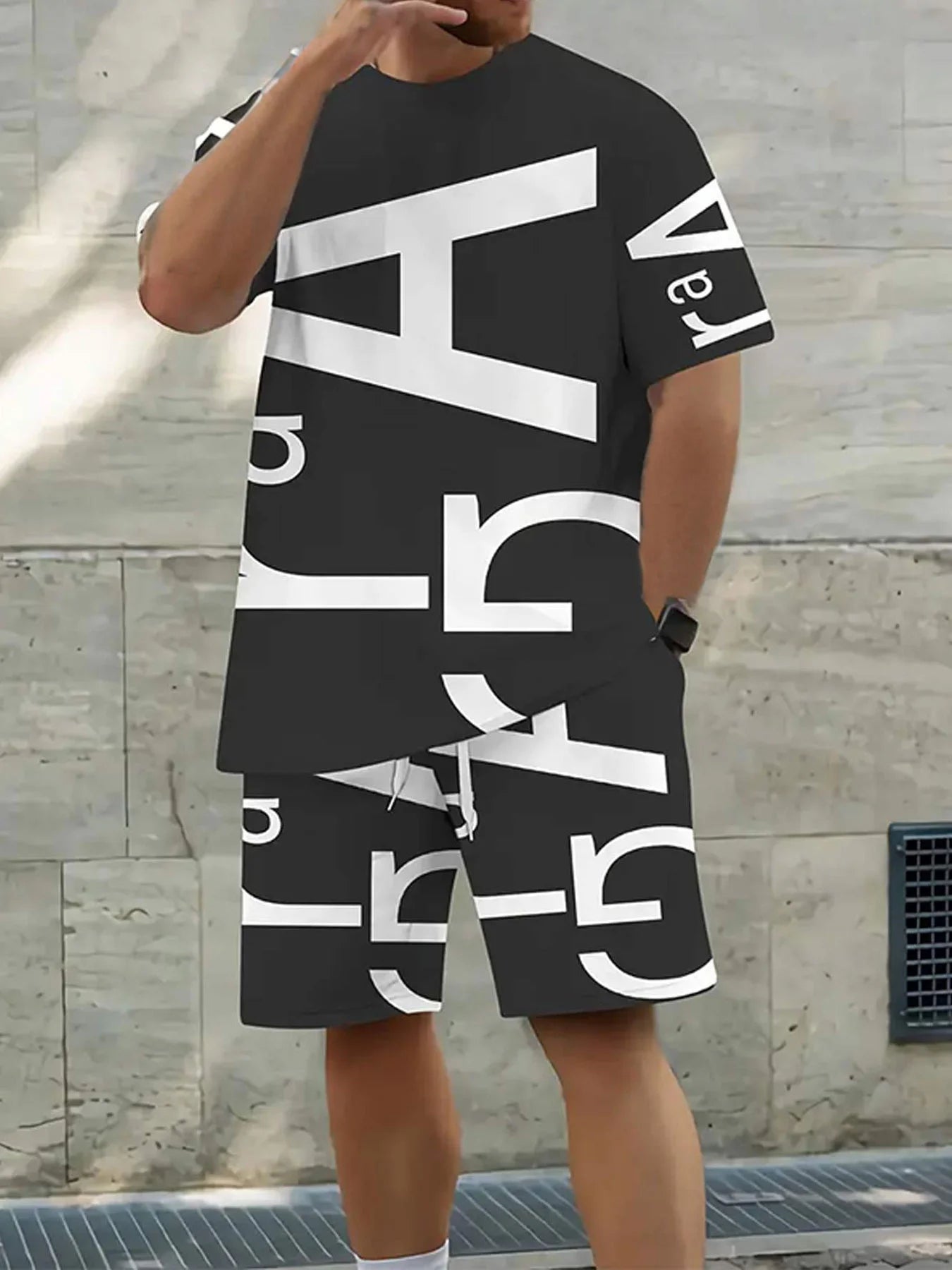 Conjunto de camiseta y pantalones cortos informales Vintage para hombre, camisetas de manga corta con estampado de letras a rayas, pantalones cortos de cintura elástica, pantalones de playa con bolsillo