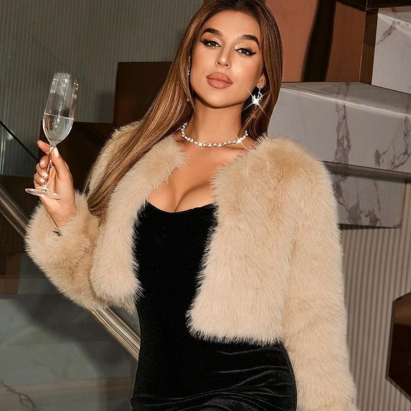 Abrigo corto de piel sintética para mujer, elegante y cálido.